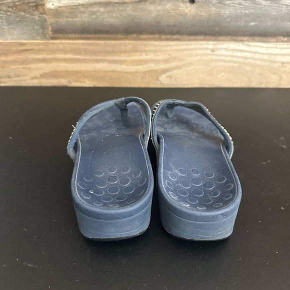 Vionic Blue Kehoe Platform Wedge Heel Gold Studded Flip Flops Women's size 9 - Picture 2 of 8